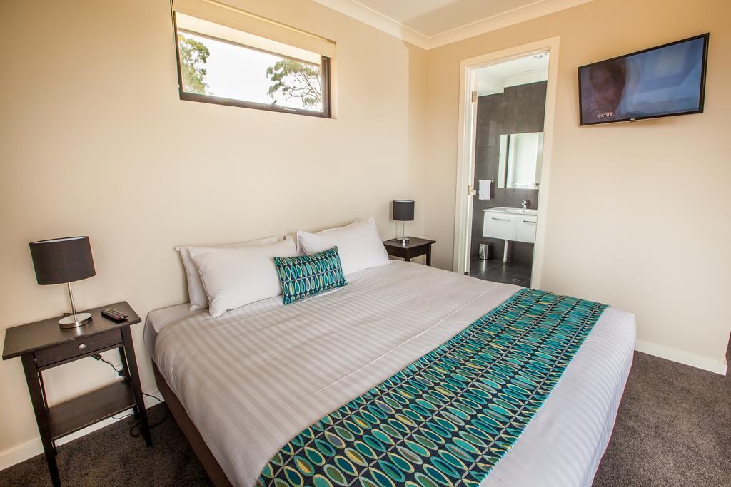 קלייר Neagles Retreat Villas מראה חיצוני תמונה